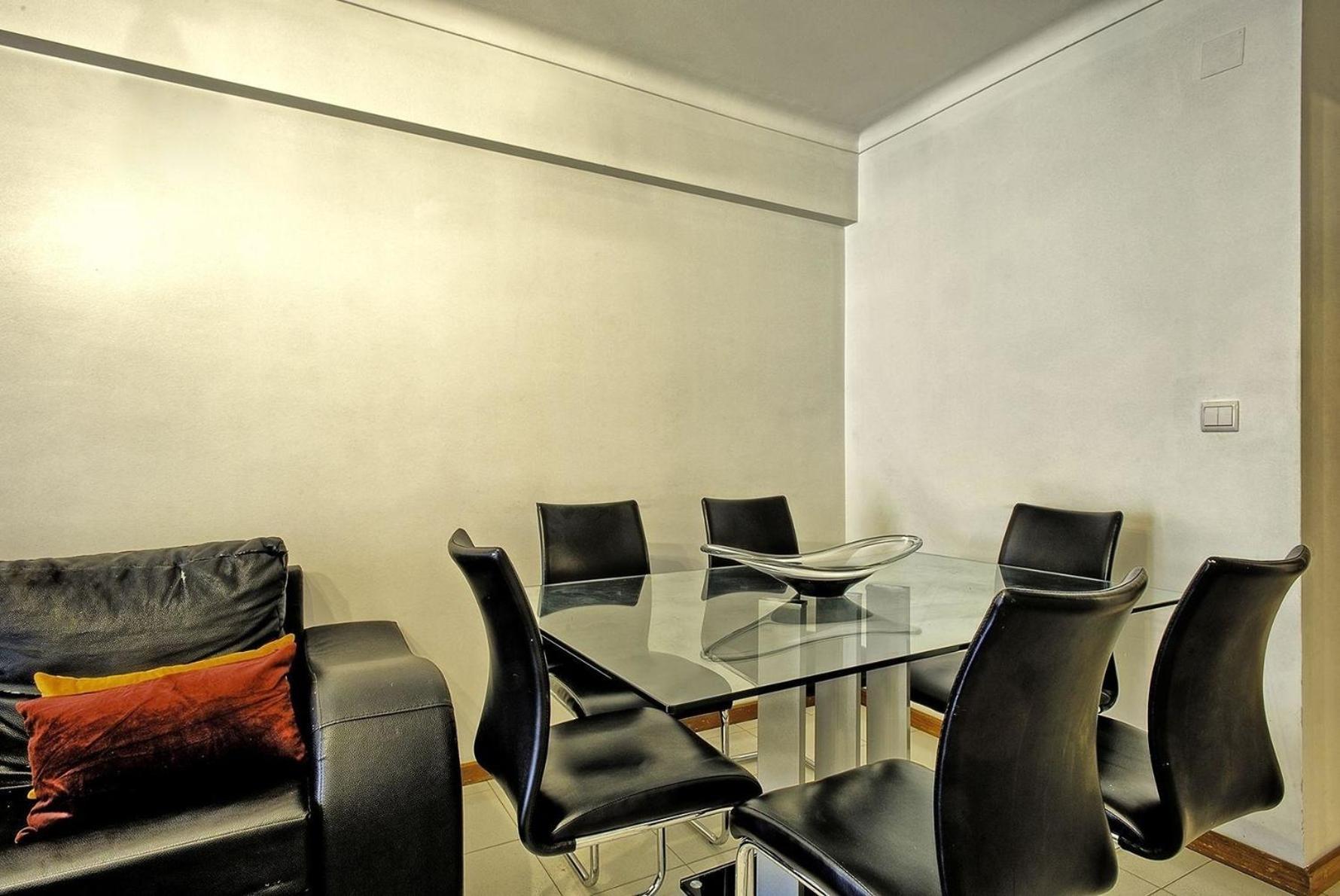 Studio Fuer 7 Personen Und 1 Kind In Moscavide, Regio De Costa De Lissabon